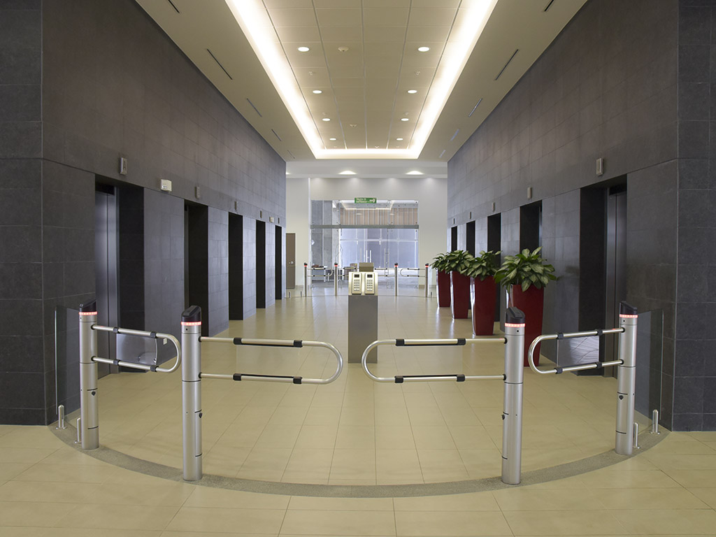 Centro Corporativo El Tobogán, Tecnología